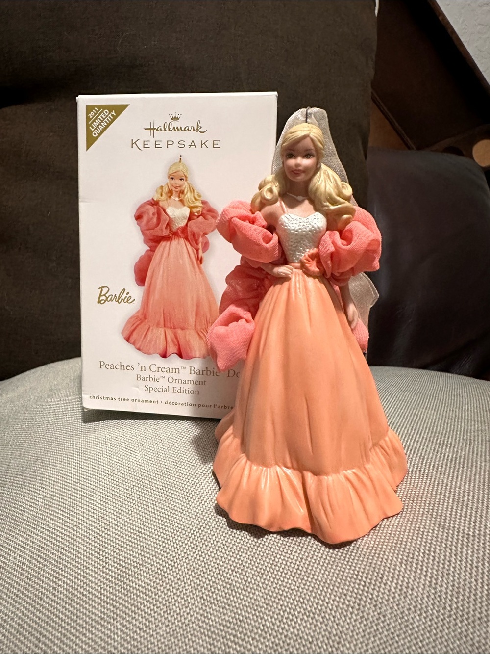 Hallmark Keepsake Barbie Ornament Peaches ‘n Cream 2011 special edition